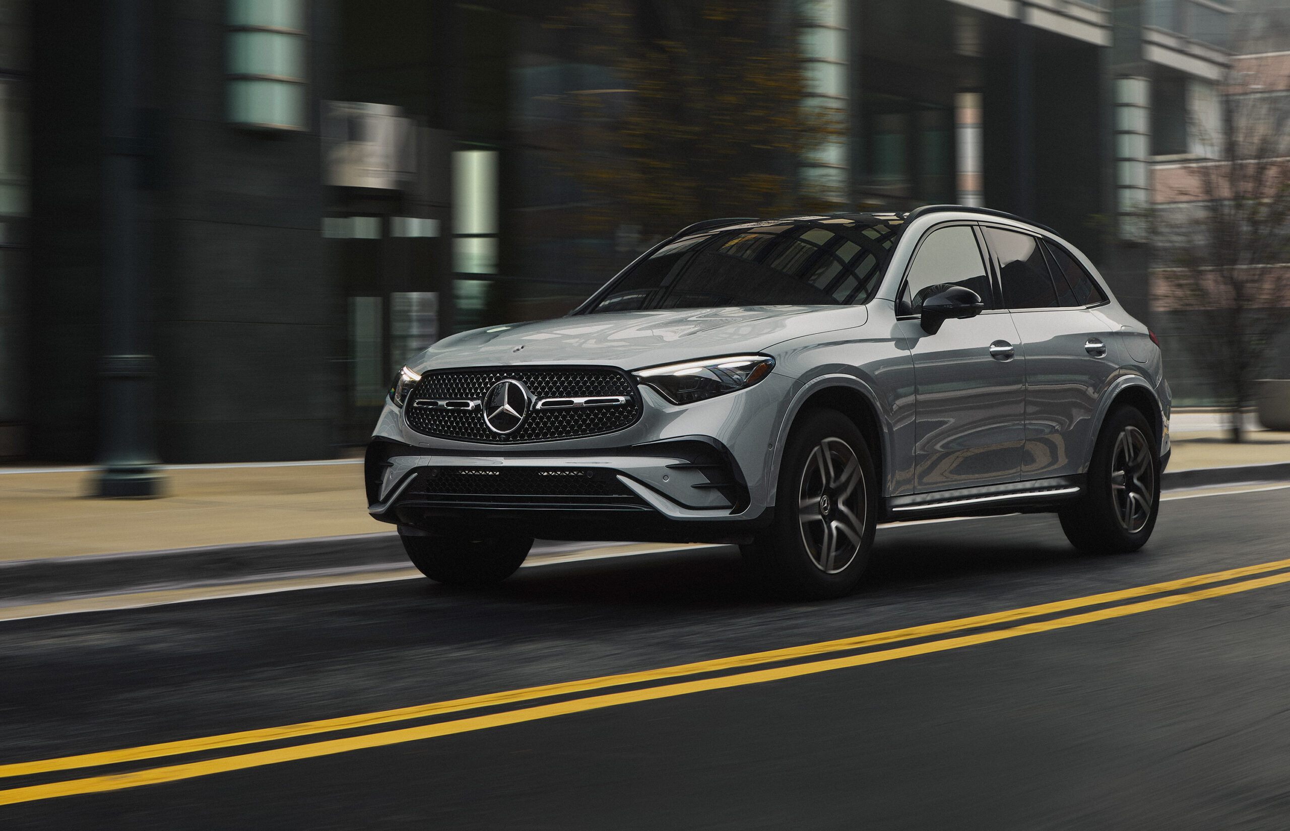 AaronHaxton_B7A9118-banner